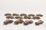 Rame militaire de treize wagons plats E.T.S à essieux
(19 cm),...