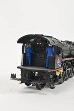 M.T.H, locomotive type vapeur 241 A
SNCF, noire à filets, électrique...