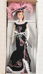 The Ashton-Drake Galleries, Madra, Scoreed Woman, 
poupée mannequin avec costume,...