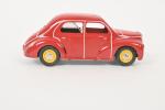 C.I.J (réédition), Renault 4CV mécanique
en tôle peinte, rouge à filets...