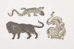 Trois animaux en fer blanc repoussé : 
lion, éléphant et...