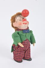 Allemagne, petit clown mécanique
faisant tourner un ballon sur son nez,...