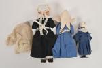 Quatre petites poupées celluloïd,
habits de religieuse, femme de chambre.