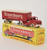JRD, réf. 120, Tracteur semi remorque avec porte ouvrante "Kronenbourg",...