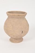 Vase en céramique antique.
H. : 13 cm.

Expert : Cabinet Caillou