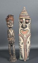 KWOMA, Papouasie Nouvelle Guinée.
-Figure Minja, Village Washkuk, 
Bois, pigments.
Haut: 57...