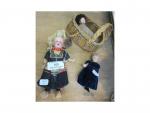 Mignonette (9,5 cm), petite poupée tête allemande (14,5 cm) et...