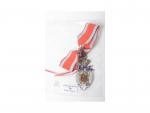 Cravate de Commandeur de l'ordre de l'Aigle Blanc de Serbie....