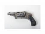 Revolver à barillet calibre 6 mm Vélodog Hammerless. Problème mécanique....