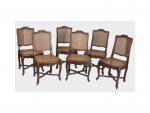 Suite de six chaises en bois naturel