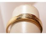 Bracelet ruban rigide ouvrant en or jaune 18 ct (750)