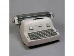 Machine à écrire ELECT, STANDARD ELECTRIC MODEL B, de 1954,...