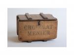 Chocolat Meunier, caisse de transport miniature en bois formant boîte...