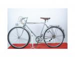 Vélo de cyclotourisme en aluminium c.1950