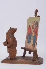 Au musée
Sujet en bois sculpté figurant un ours devant un...
