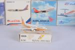 Schabak : vingt avions miniatures en boîte,
made in Germany. Bel...
