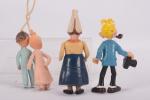 Trois petits personnages en caoutchouc :
Nicolas, Pimprenelle (7 cm) et...