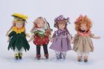 "Les quatre saisons", quatre petites poupées
en porcelaine, vers 1990. 16...