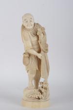 Japon - Epoque MEIJI (1868-1912)
Okimono en ivoire figurant un pêcheur...