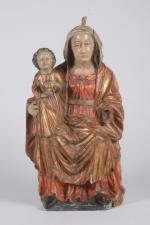 Vierge à l'enfant 
Sculpture en bois polychrome.