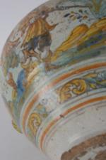 Espagne XVIIIe siècle
Talavera
Vase en faïence polychrome à panse ovoïde resserrée...