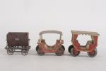 Divers début XXème, deux petites voitures
de train de plaisir (7...