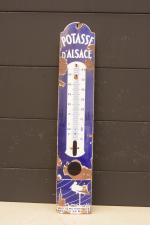 Potasse d'Alsace
Thermomètre émaillée, émail Ed. Jean.
107 x 20 cm. (accidents,...