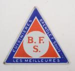 B.F.S. cuisinières
Plaque émaillée triangulaire. 14 x 16 cm.