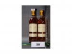 2 bouteilles, Château Yquem, Lur-Saluces, 1989, bon niveau, étiquettes sales,...