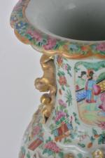 Canton fin XIXe siècle
Vase balustre en porcelaine à décor en...
