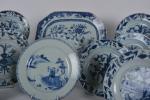 Chine XIXe siècle
Seize assiettes en porcelaine en bleu et blanc,...