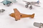 Collection de treize avions miniatures type 1/43ème
dont deux L.R :...