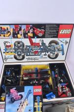 Lego, véhicules : voiture de course, moto et hélicoptère, trois...