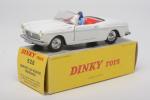 DINKY TOYS FRANCAIS : (1)
Cabriolet 404 Pininfarina, blanc intérieur rouge,...