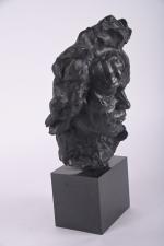 Jules JOUANT (1863-1921)Masque de BeethovenTête d'homme, épreuve en bronze à...