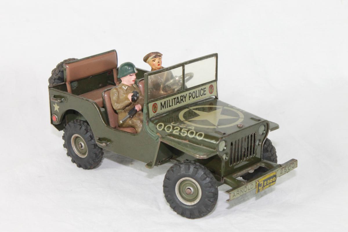 Voiture Miniature Police Jeep DJ-5 1974 Indianapolis - Échelle 1:64 - Greenlight - Neuf - Vert