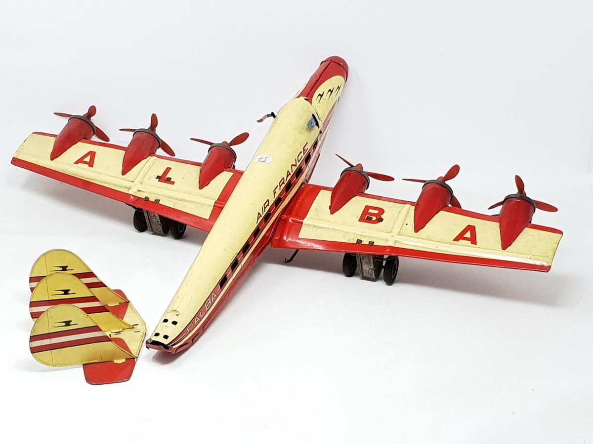 4 HÉLICES TRIPALE plastique Rouge pour Avion Joustra Croix du Sud EUR 55,00 - FR