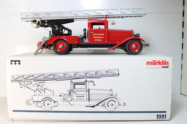 Troc Echange DINKY TOYS - CIJ - JRD. VOITURES ANCIENNES. sur Troc Echange DINKY TOYS - CIJ - JRD. VOITURES ANCIENNES. sur