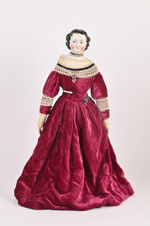 Ancienne Tête Buste De Poupée En Porcelaine émaillée – Coiffure Eugénie, France