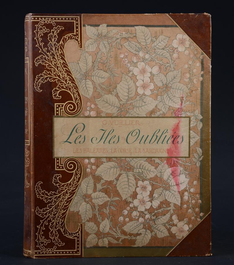 Vente De Livres Et Vins - 