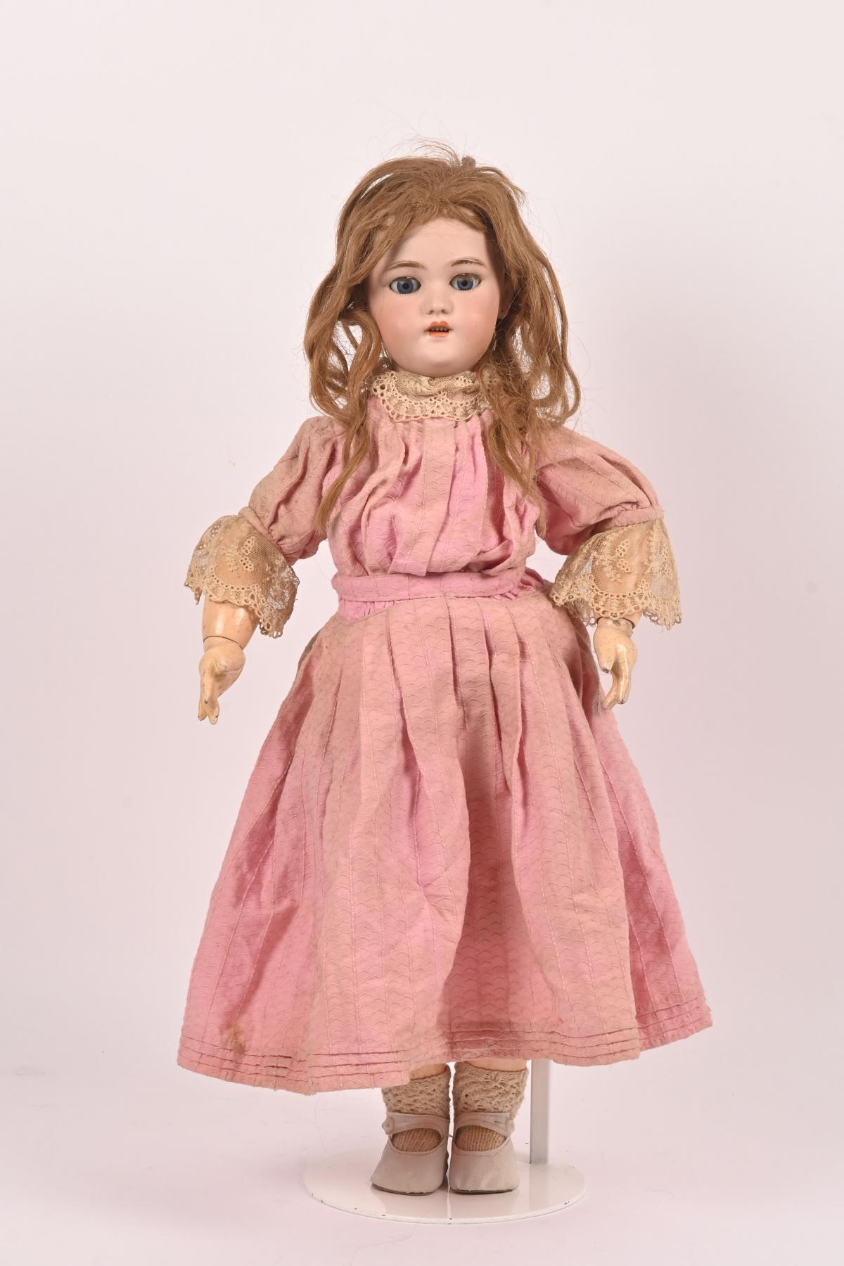 Poupée de collection, début XIX siècle