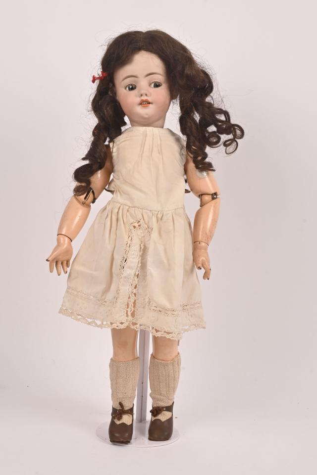 Poupée Marion – Bella – Jambes Raides – Occasion – Sans Marque