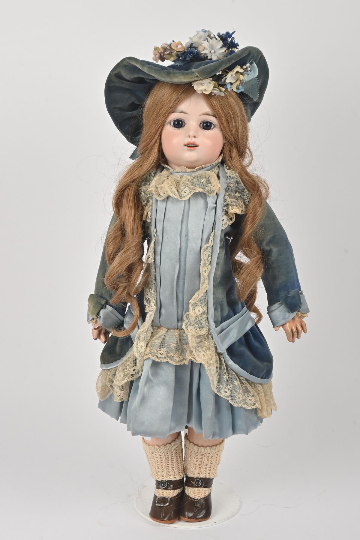 Poupée Disney Princesses Collection Belle CDB51