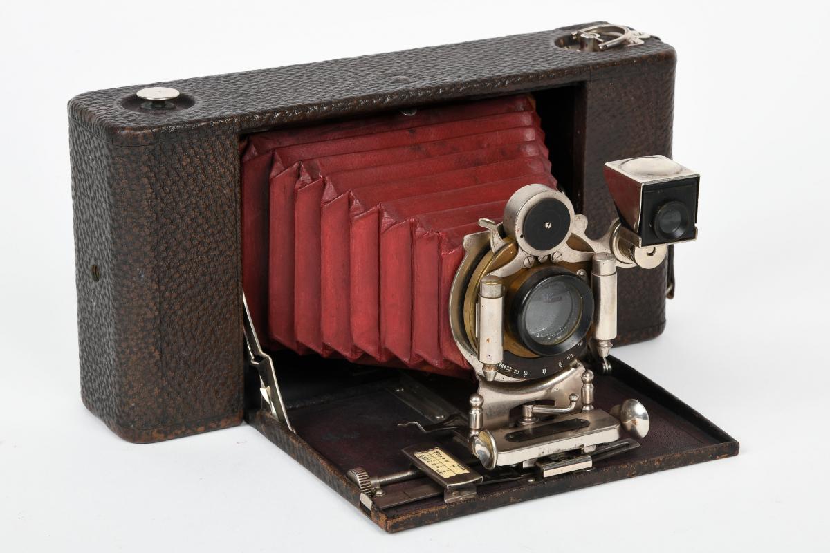 Chambre Photographique HERMAGIS Folding 6.5x9 – Avec Sacoche Et 6 Chassis