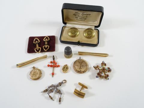 Paire De Boutons De Manchette En Métal Doré Style Tolède - Occasion - Sans Marque