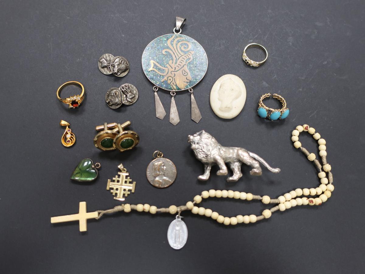 Lot De 15 Bijoux Anciens Fantaisie – Divers – Occasion