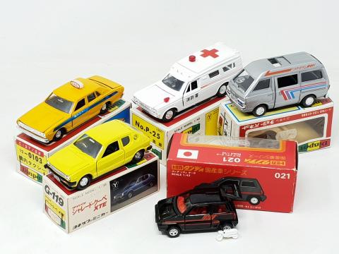 Collection de 1400 petites voitures, principalement Dinky-Toys Trains -  Poupées - Jouets anciens - Eric Pillon Enchères