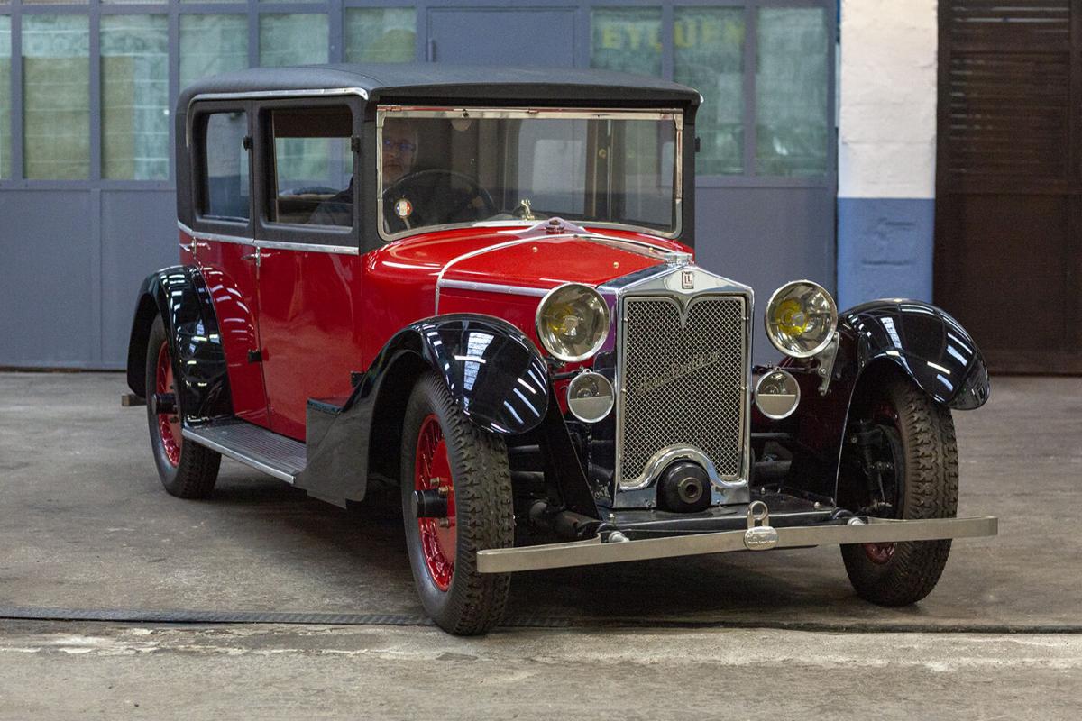 26 Voitures Anciennes De Collection De 1910 2000 Vente Au Mus e De 26-voitures-anciennes-de-collection-de-1910-2000-vente-au-mus-e-de