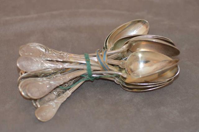 Jolie cuillère à saupoudrer argent 950 Minerve style rocaille orfèvre Chevron 1900 French 950 silver sugar sifter spoon rococo st - France