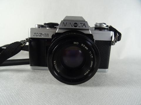 Appareil photo argentique Minolta Dynax 60 Date 28-85 mm f3.5-4.5 AF Zoom Noir Reconditionné